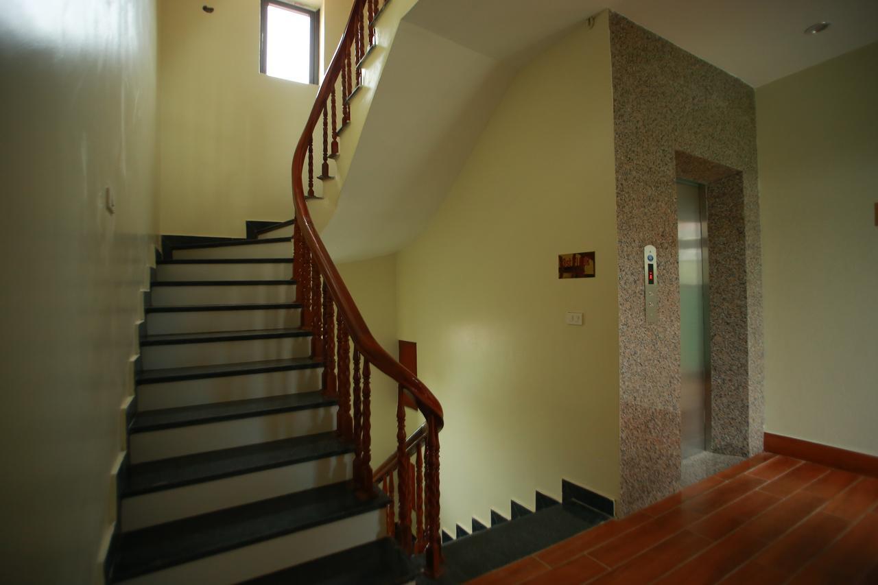 Family Airport Hotel Thach Loi Exterior photo